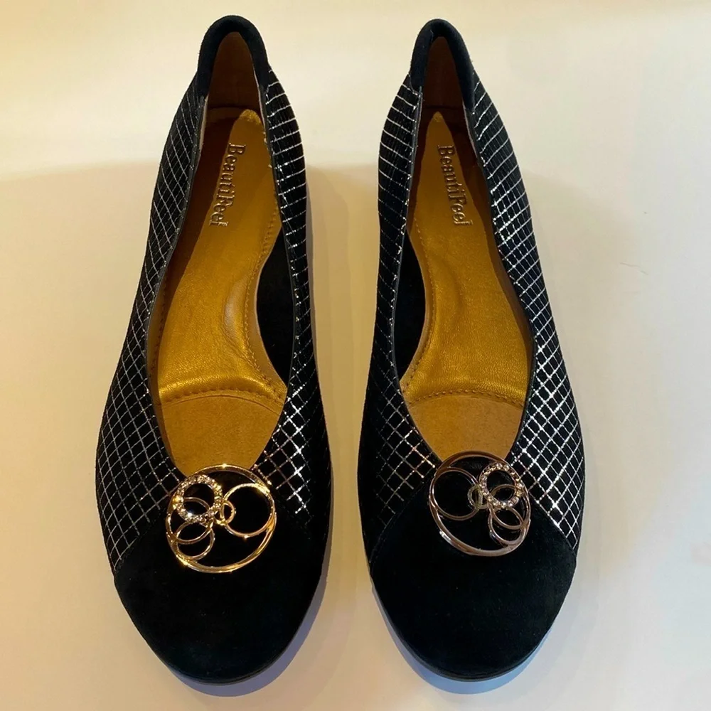 BeautiFeel Black & Gold Suede Leather Medallion Ballet Flats Size 6.5 (37)